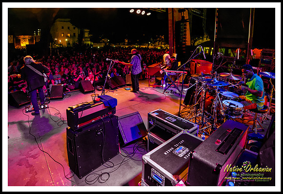 funky_meters_crescent_city_blues_and_bbq_fest_jm_101715_003