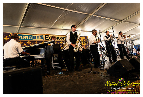 pres_hall_ecohall_jazz_fest_jm_050512_004