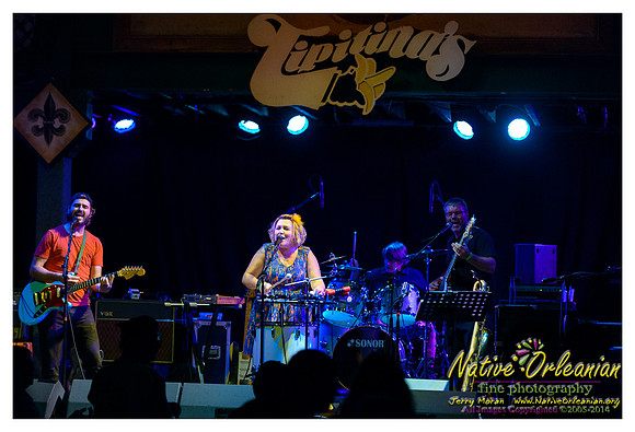 the_tangle_tipitinas_jm_080814_001