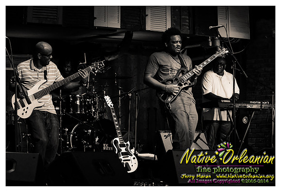 jarekus_singleton_publiq_house_jm_062814_017