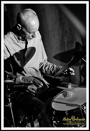 jesse_maclaine_aural_elixir_cafe_istanbul_jm_020815_005