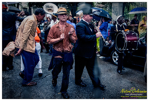 uncle_lionel_second_line_post_mahalia_jm_072012_013