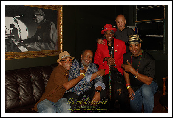 cyril_nevilles_bday_tipitinas_jm_101422_016