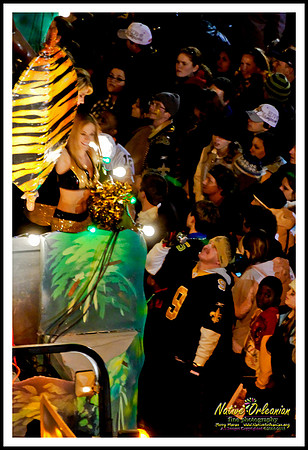 lombardi_gras_saints_super_bowl_jm_020910_024