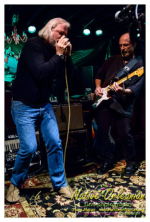 anders_osborne_holiday_spectacular_tipitinas_jm_nofp_120713_020