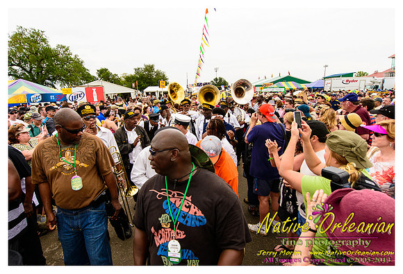 uncle_lionel_jazz_fest_second_line_jm_042813_010