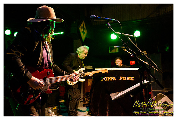 art_neville_cha_dooky_do_tipitinas_jm_111614_011