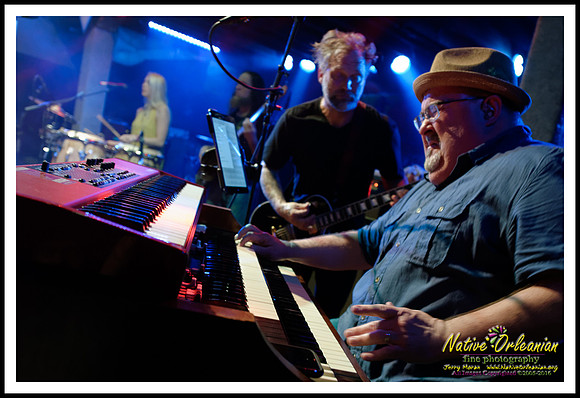 anders_osborne_tipitinas_jm_042116_005