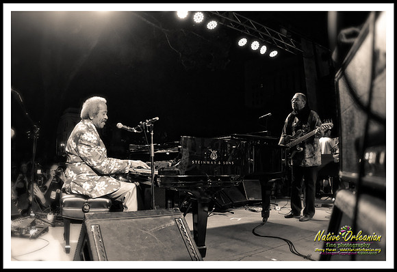 funky_meters_crescent_city_blues_and_bbq_fest_jm_101715_012