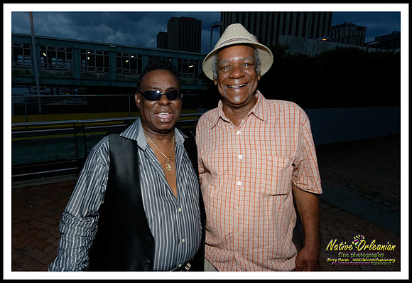scenes_friends_fqf_jm_041015_002