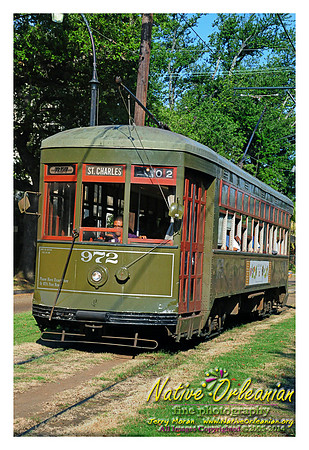 st_charles_ave_street_car_2008_jm_©nofp