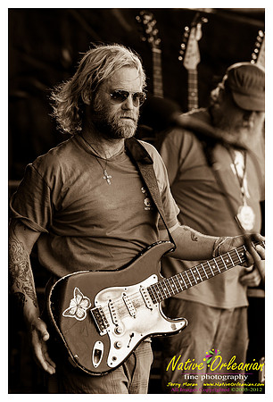 anders_osborne_jazz_fest_jm_050512_008