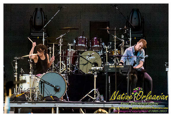 matt_and_kim_voodoo_music_experience_jm_nofp_110313_002