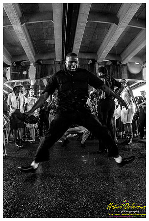uncle_lionel_second_line_post_mahalia_jm_072012_034