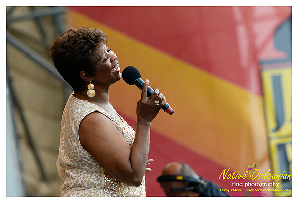 irma_thomas_jazz_fest_jm_050512_001